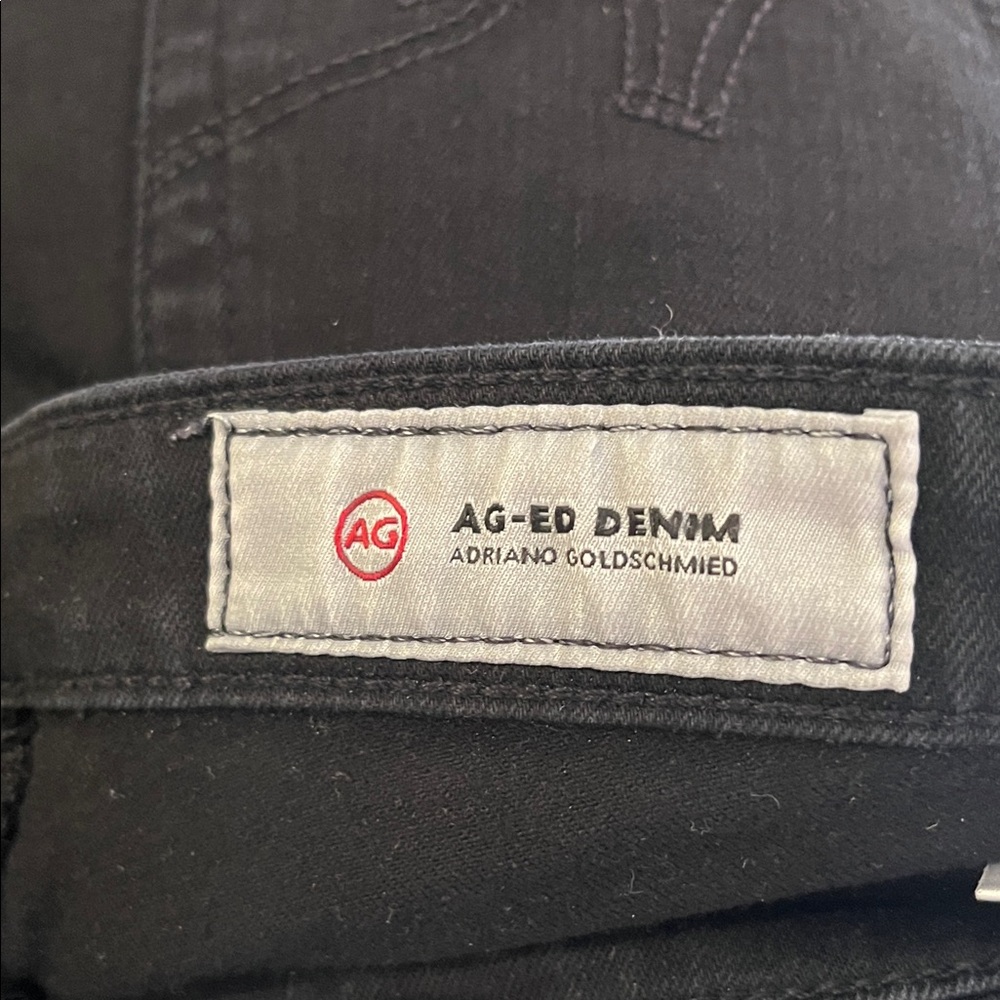 AG Adriano Goldschmied Black distressed knees Denim Pants